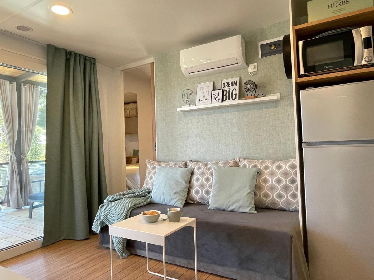 Harmonia Mobile Home Rovinj Bagian luar foto