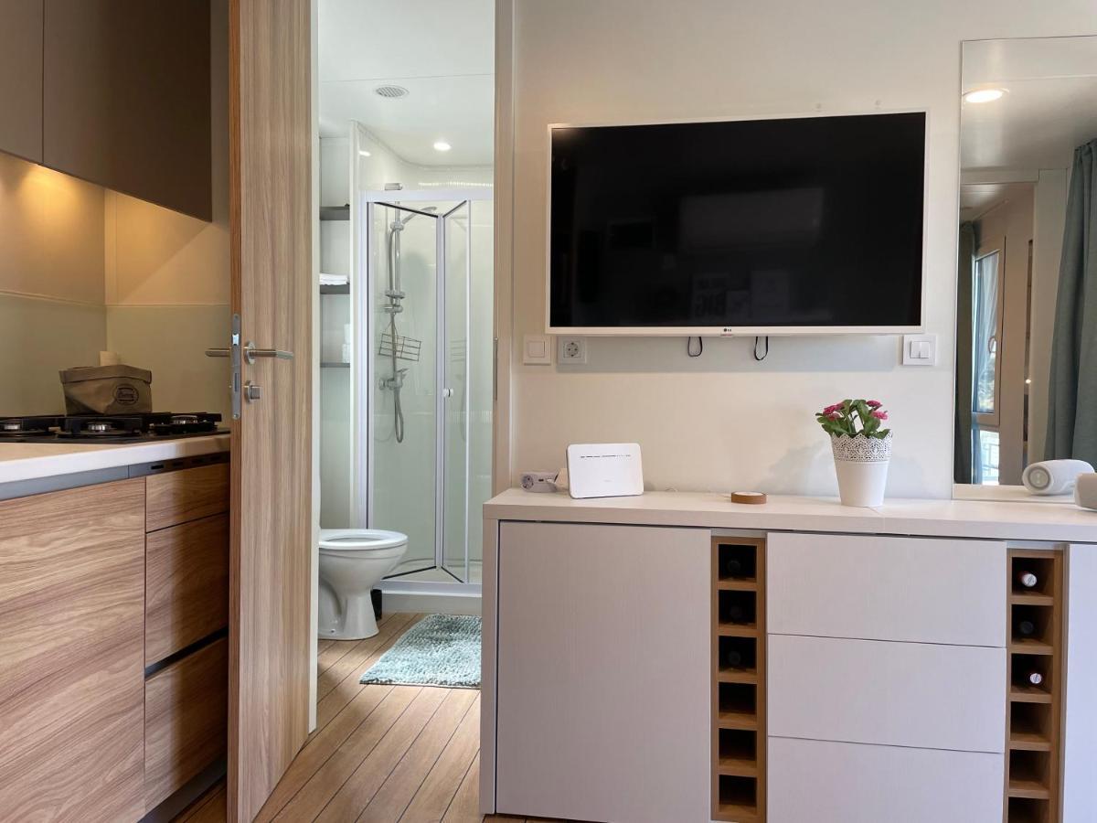 Harmonia Mobile Home Rovinj Bagian luar foto